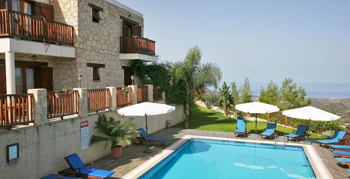 Paradisos Hills Hotel — hoofdfoto
