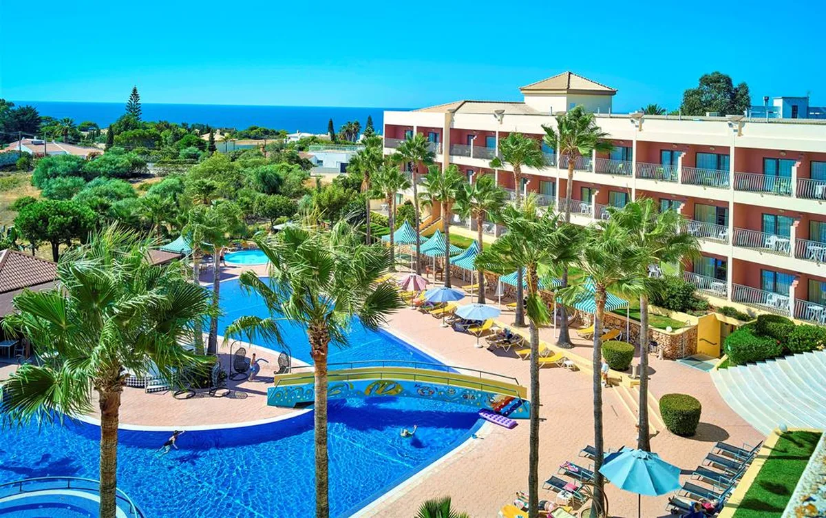 Hotel Baia Grande — hoofdfoto