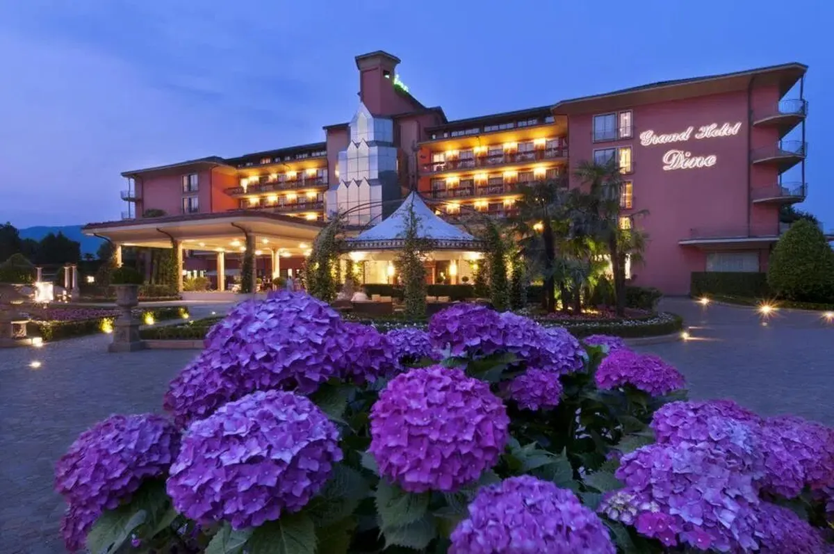 Grand Hotel Dino — hoofdfoto
