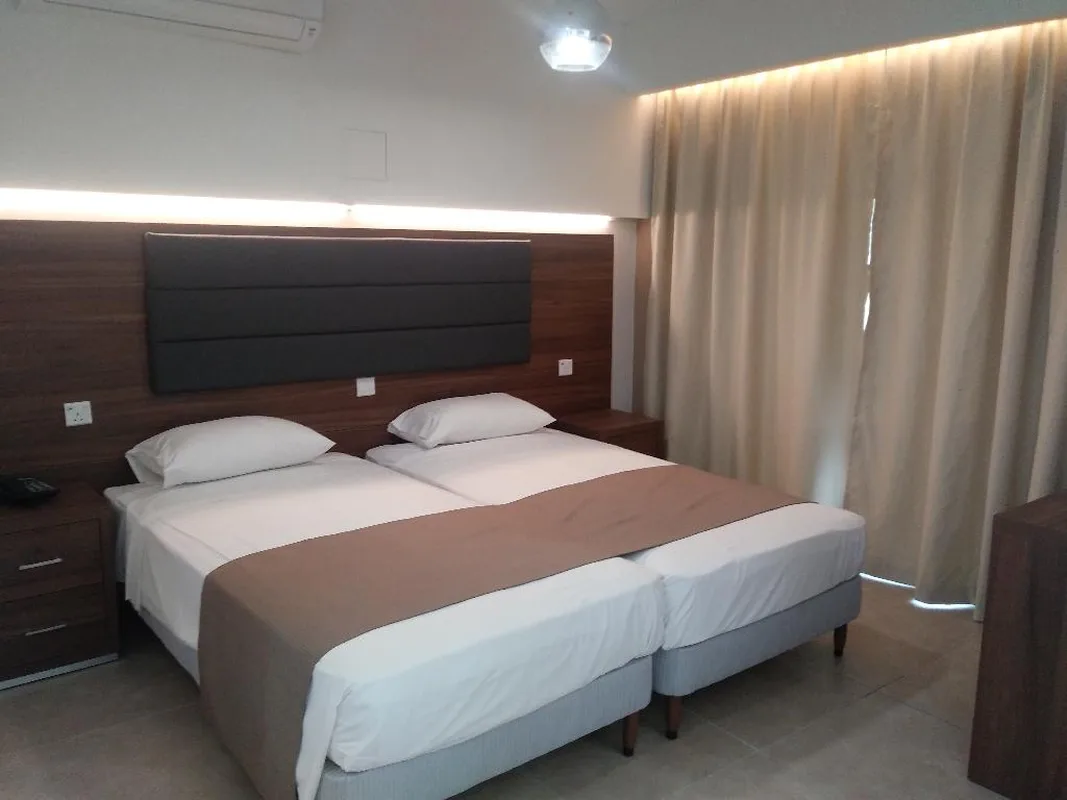 Livas Hotel Apartments — hoofdfoto