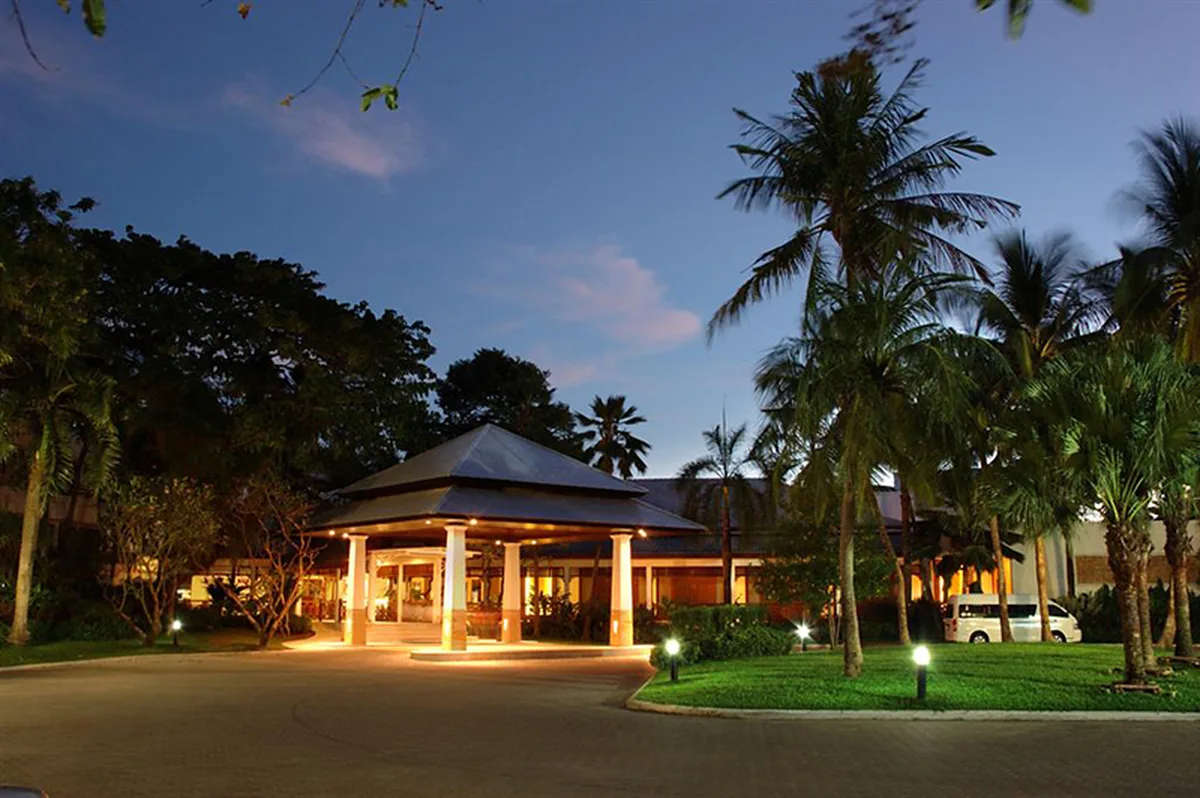Novotel Rayong Rim Pae Resort Hotel — hoofdfoto