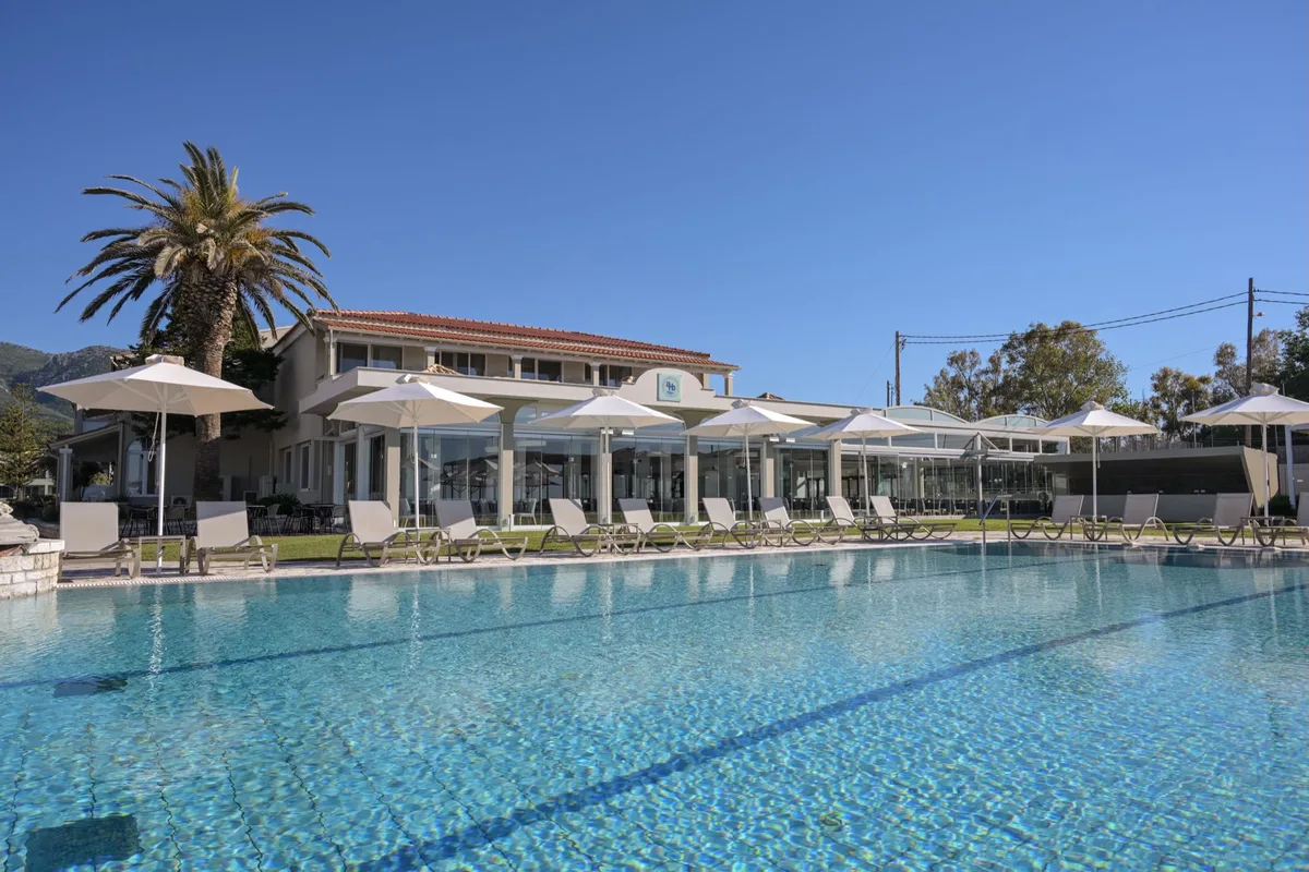 Acharavi Beach Hotel — hoofdfoto