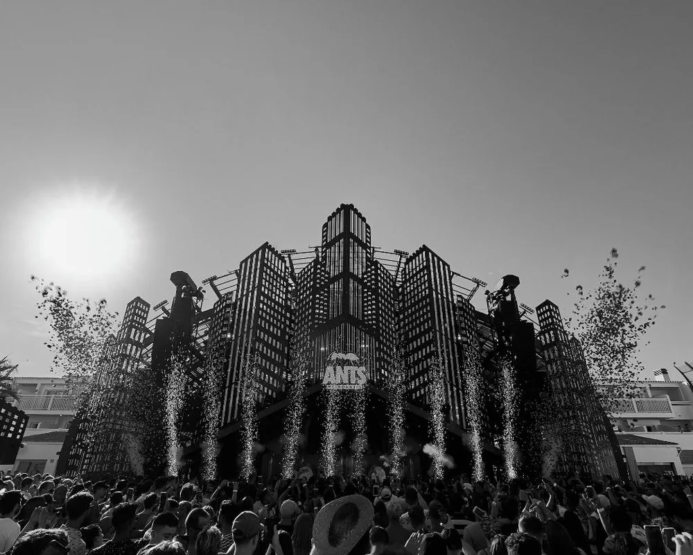 Ushuaïa Ibiza Beach Hotel & The Unexpected Ibiza Hotel — hoofdfoto