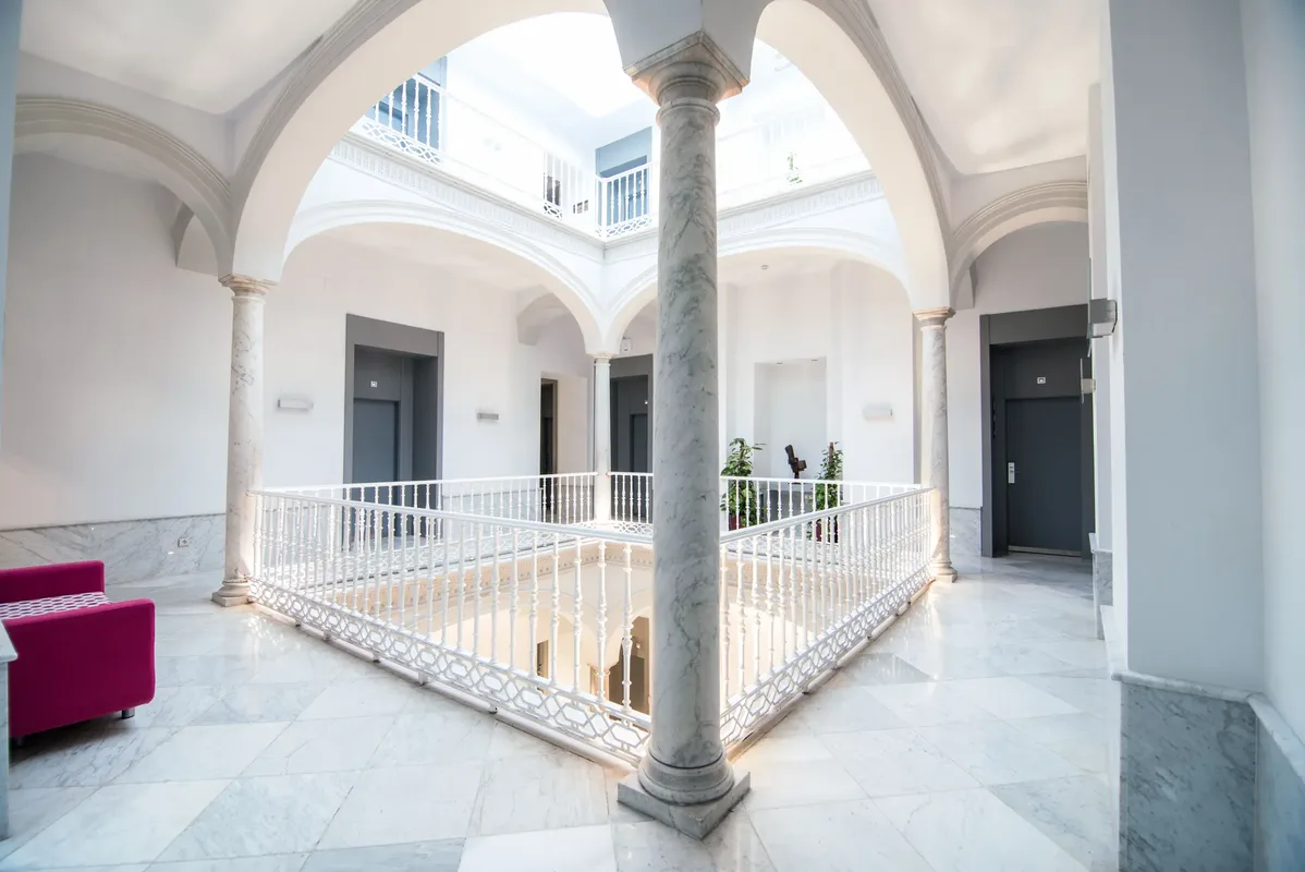 Hotel Petit Palace Santa Cruz — hoofdfoto