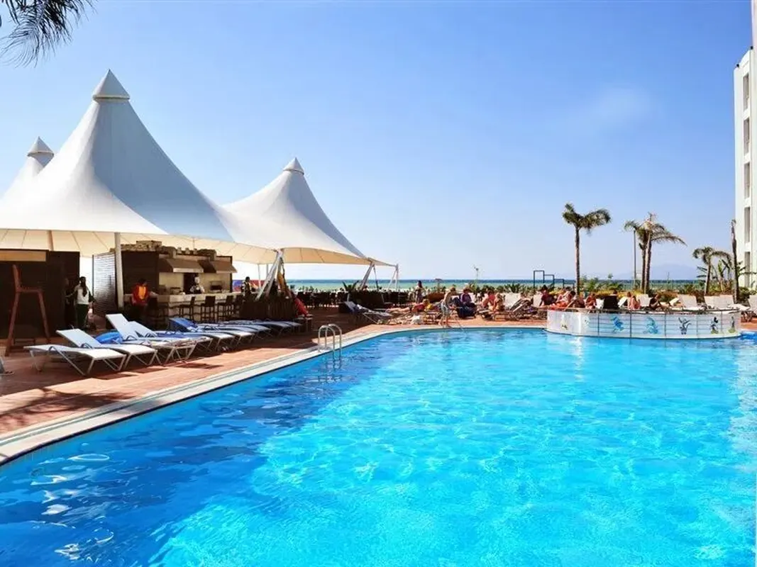 Grand Belish Hotel — hoofdfoto