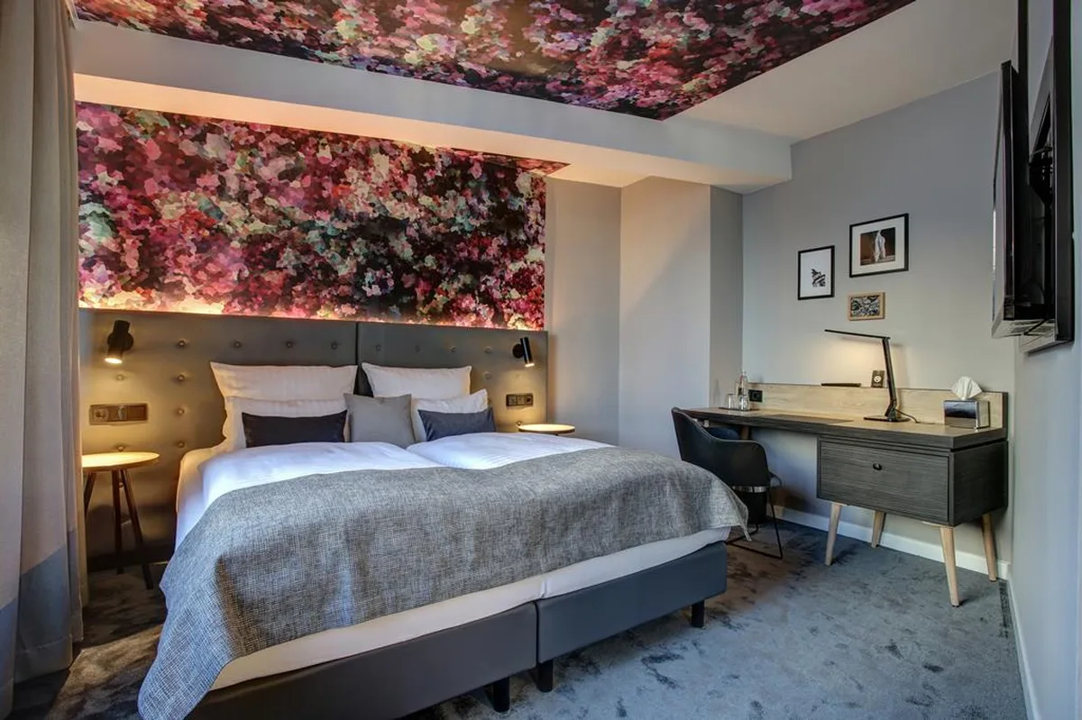 Vienna House Easy by Wyndham Hamburg City — hoofdfoto