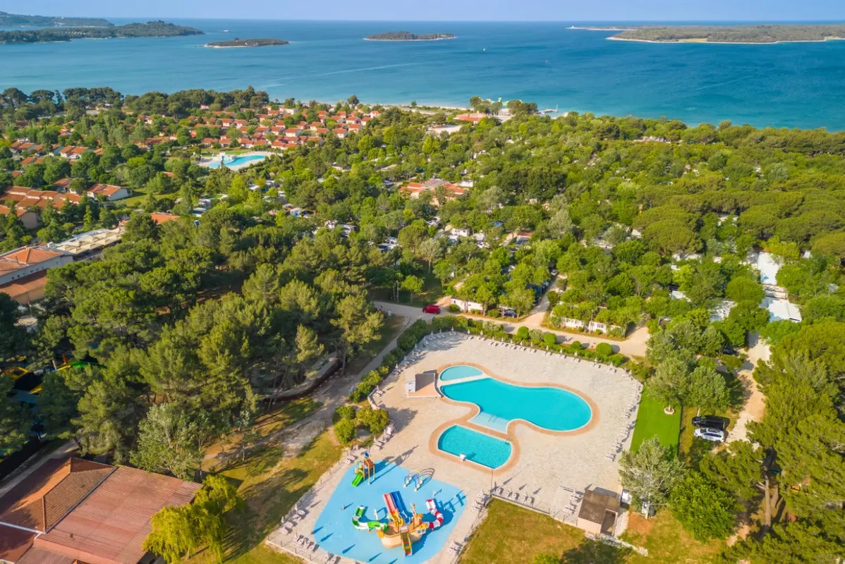 Bi-village — hoofdfoto