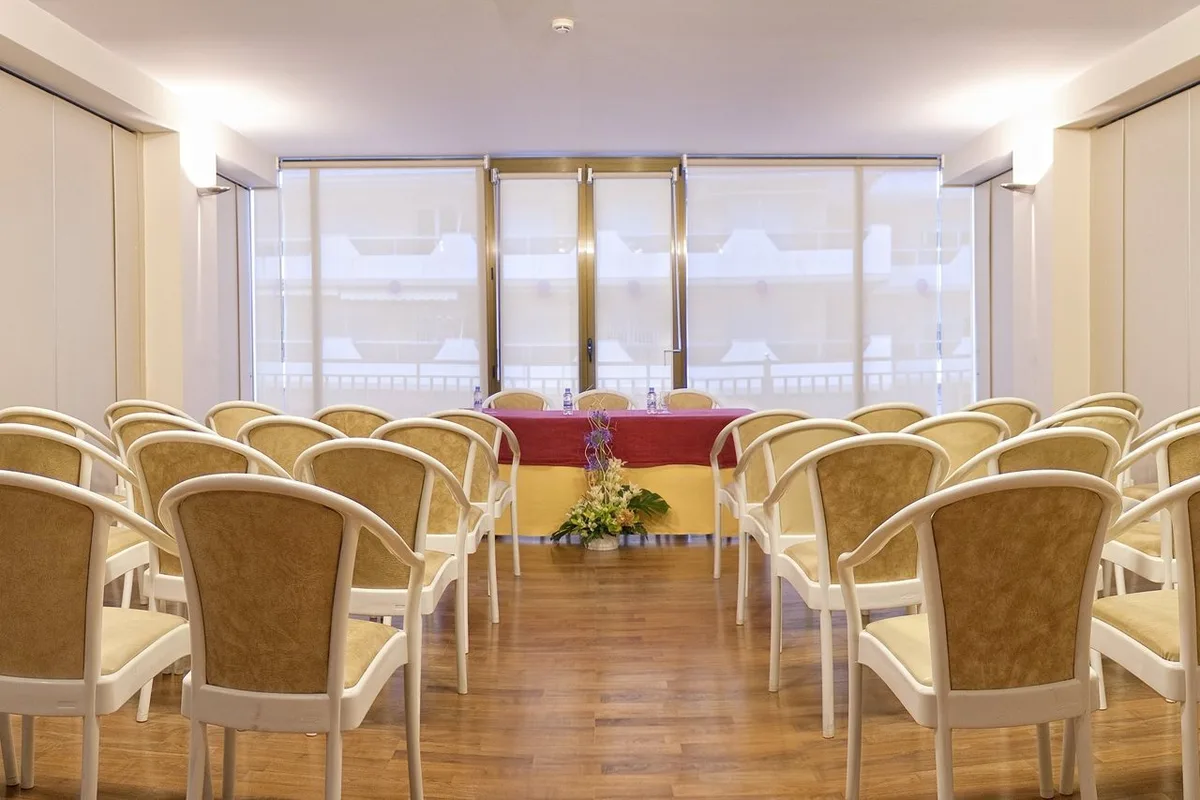 Hotel Servigroup Papa Luna — hoofdfoto