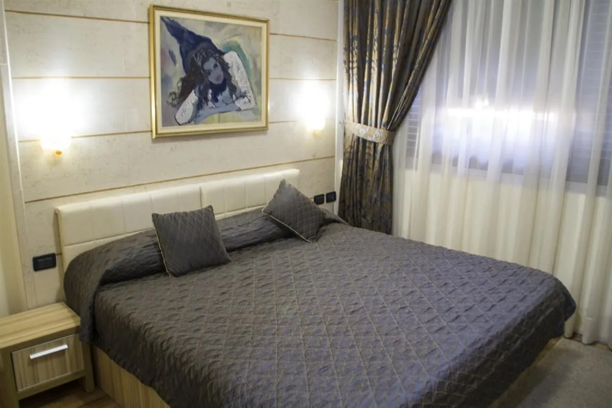 Hotel Comfort Tirana — hoofdfoto