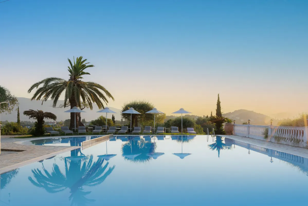 Paradise Hotel — hoofdfoto