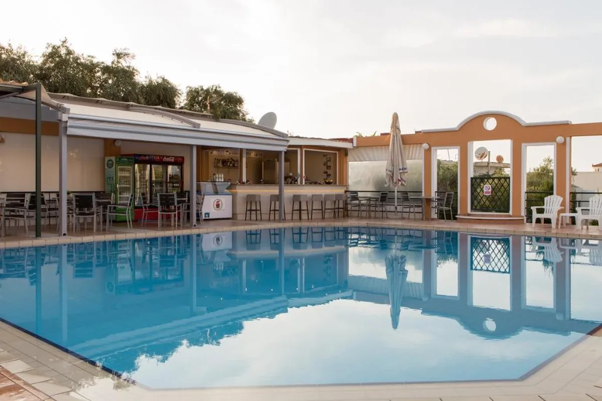 Nontas Suites, hoofdfoto
