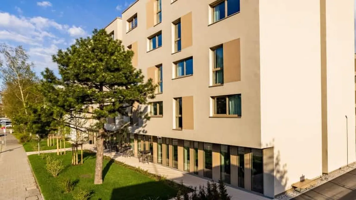 MASEVEN München Messe Trudering — hoofdfoto