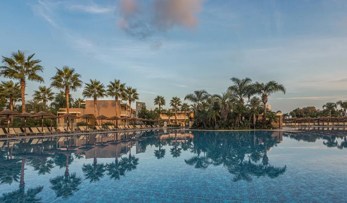 Blue Lagoon Resort — hoofdfoto