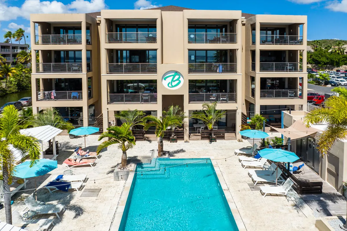 Fly & Go The Kontiki Beach House — hoofdfoto