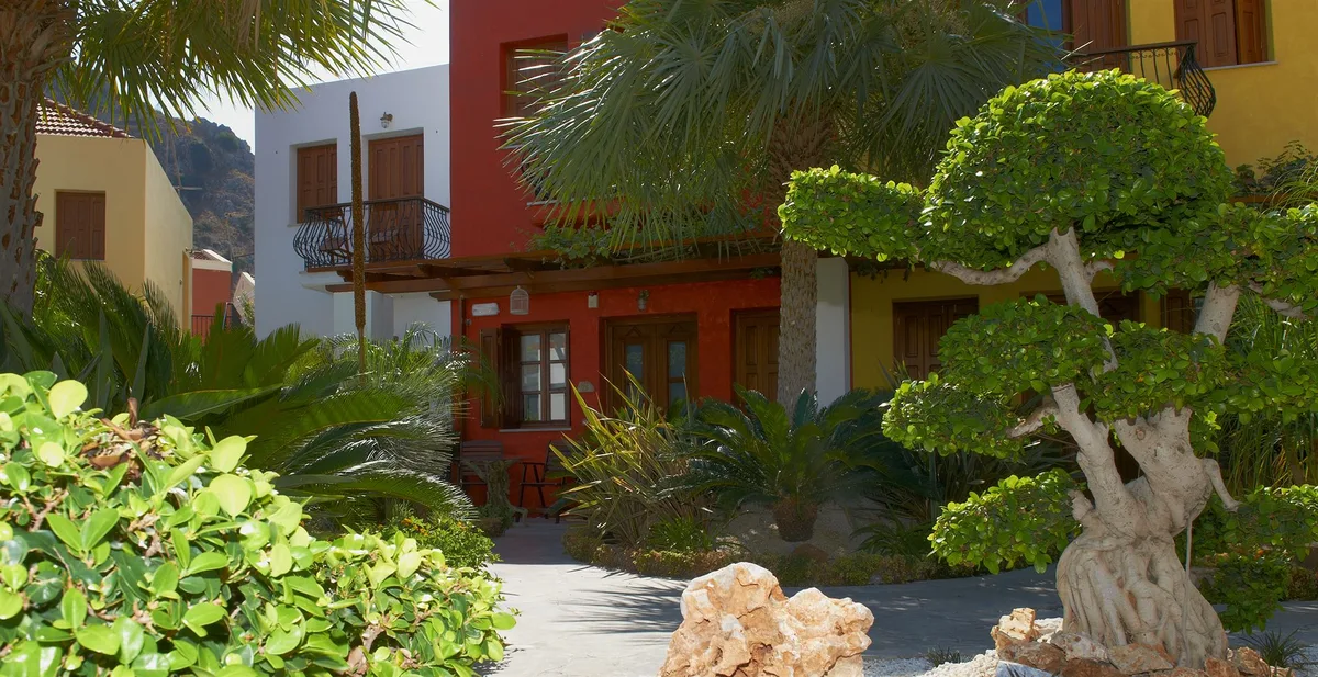 Iapetos Hotel, hoofdfoto