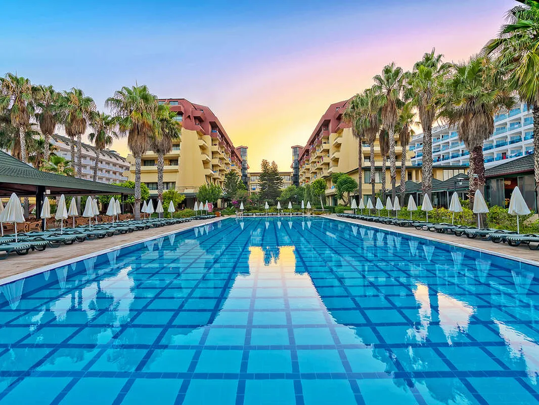 Meryan Hotel — hoofdfoto