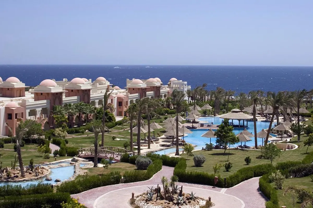 Serenity Alpha Beach — hoofdfoto