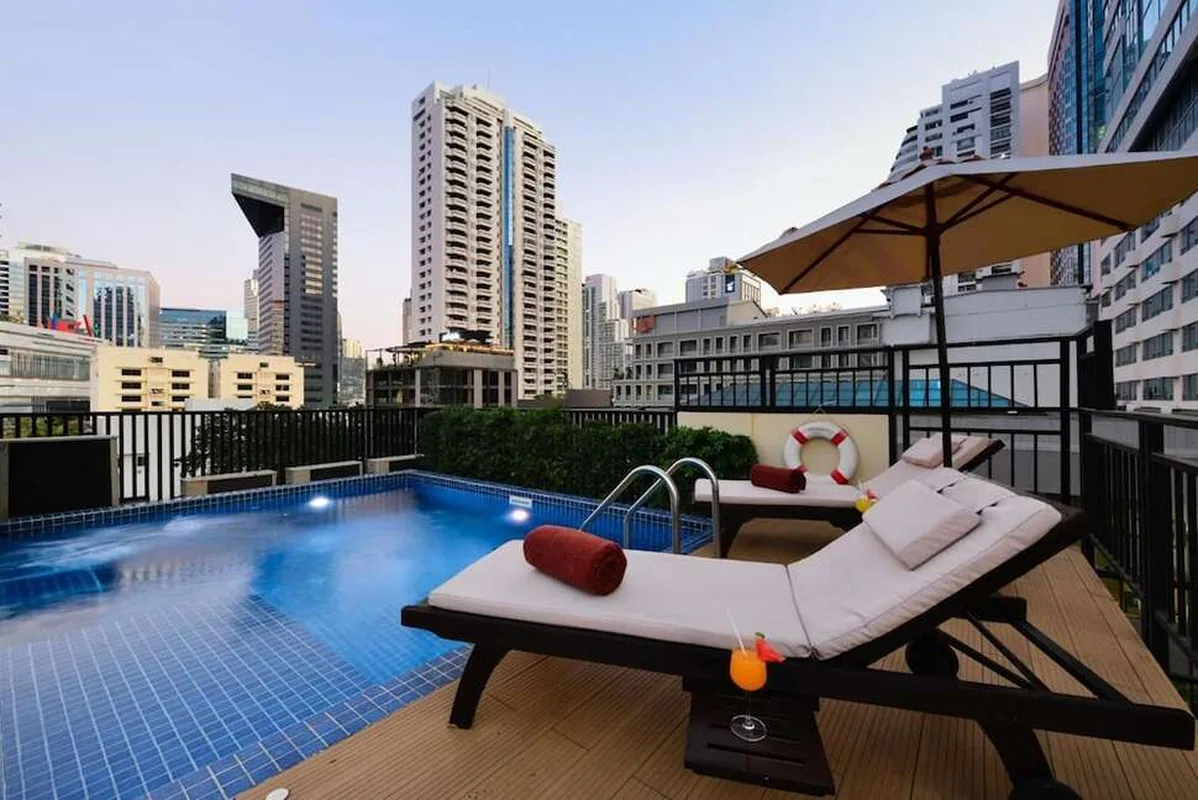 Syama Suites — hoofdfoto
