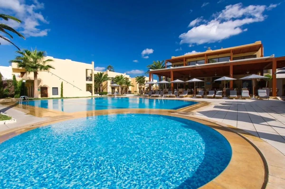 Atlantis Beach Hotel & Spa — hoofdfoto