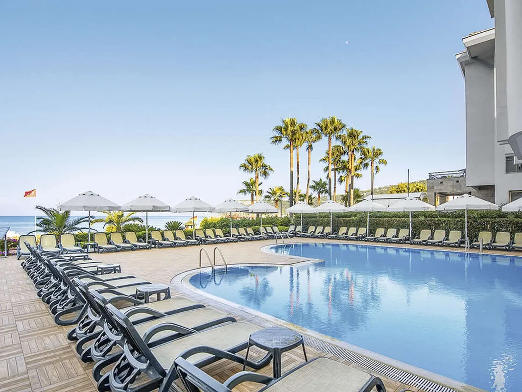 Hotel Golden Lotus — hoofdfoto