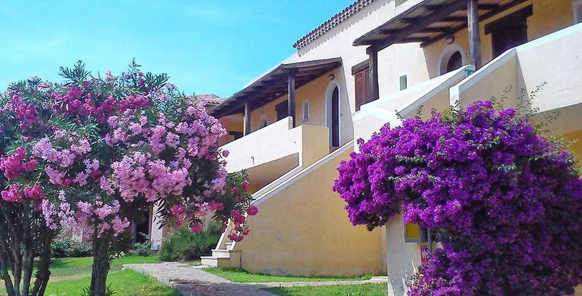 Residence Le Corti Di Marinella — hoofdfoto