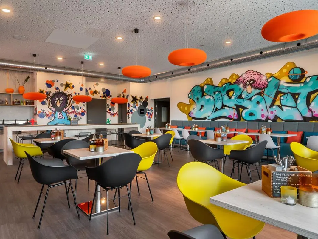 The Niu Hide — hoofdfoto