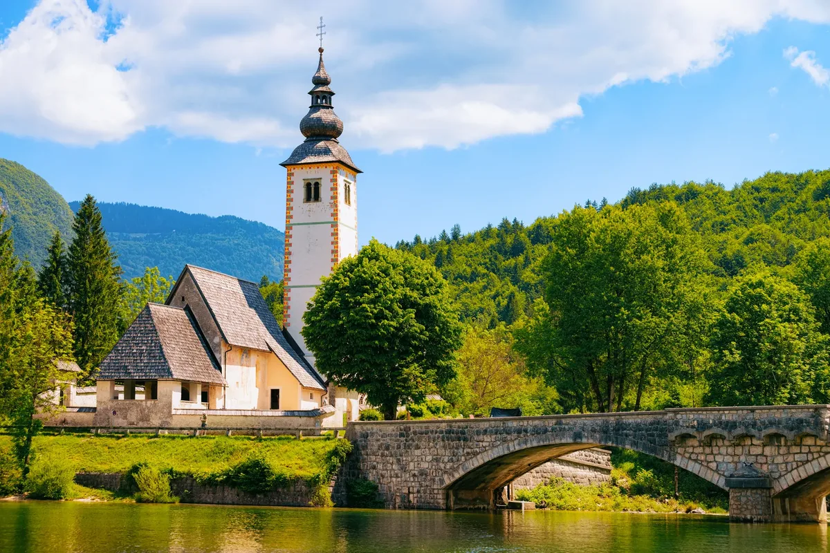 Ontdek de Julische Alpen en Bled vanuit Bohinjska Bistrica — hoofdfoto