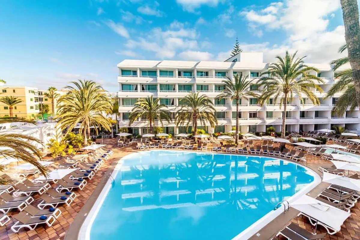 Hotel Akeah Broncemar — hoofdfoto