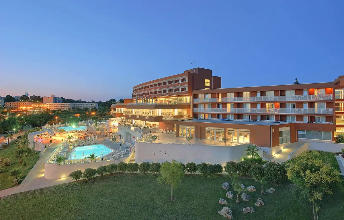 Hotel Albatros Plava Laguna — hoofdfoto