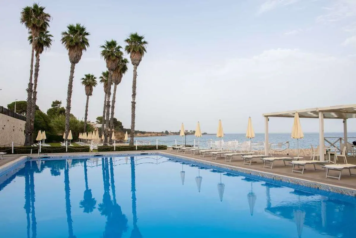 Hotel President Sea Palace — hoofdfoto