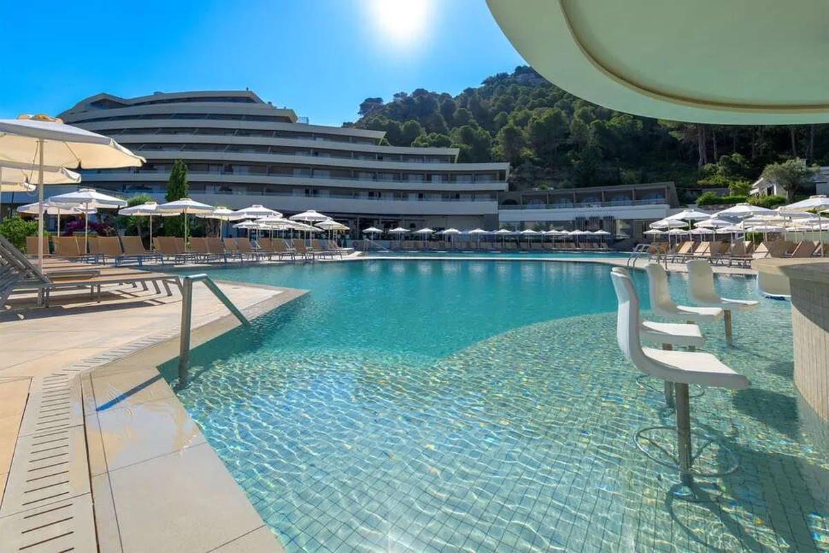 Olympic Palace Hotel — hoofdfoto