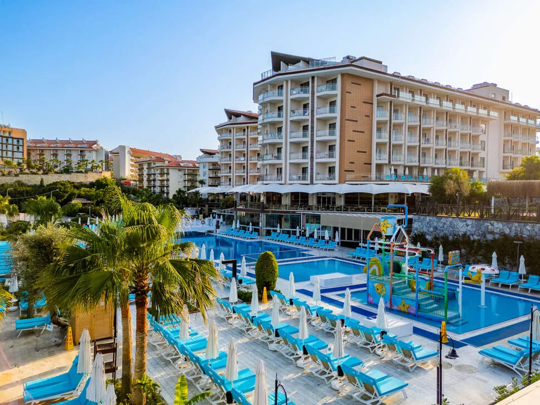 Ramada Resort by Wyndham Kusadasi & Golf — hoofdfoto