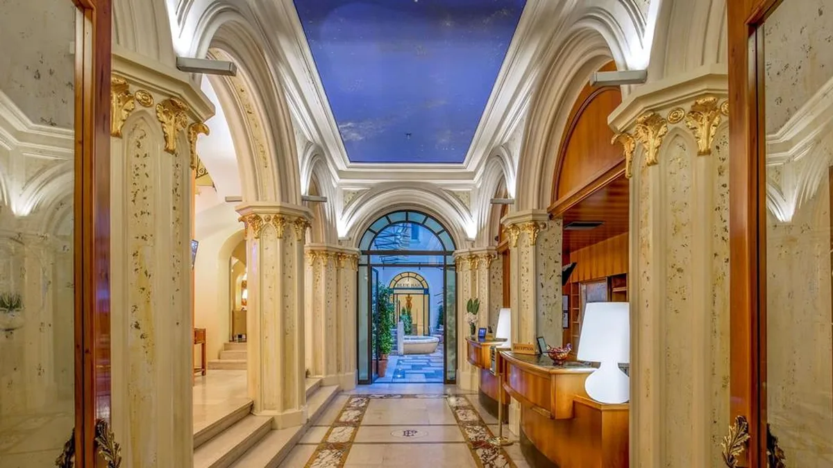 Una Hotels Empire Roma — hoofdfoto