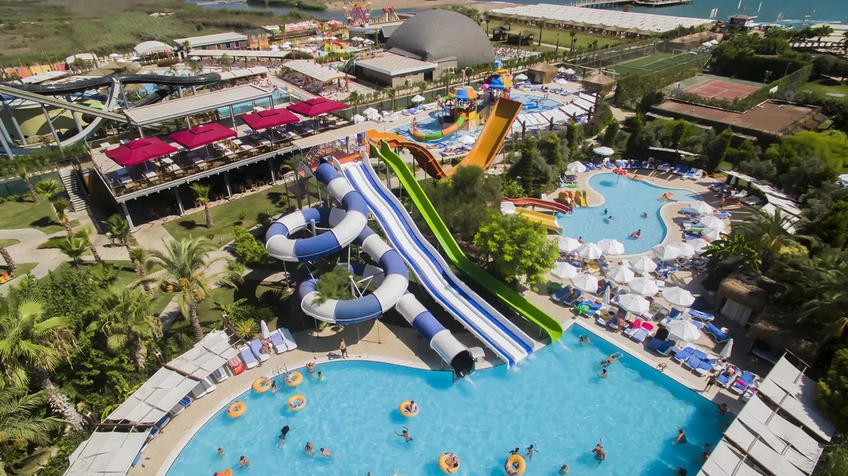 Saturn Palace Resort — hoofdfoto
