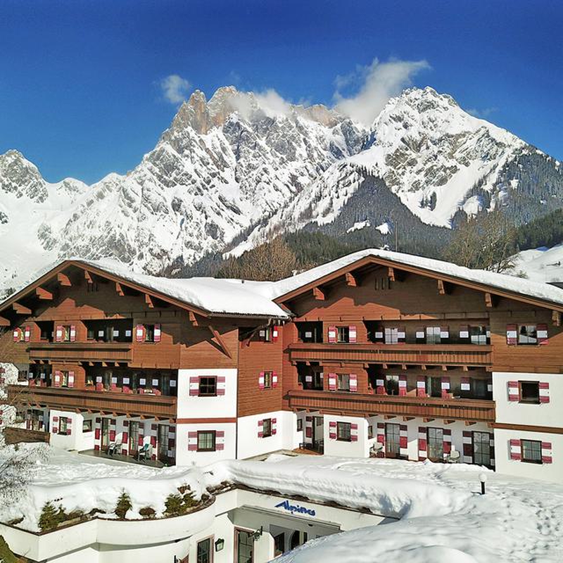 Aparthotel Marco Polo Alpina — hoofdfoto