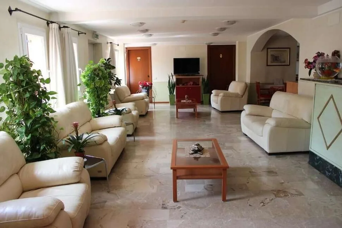 Hotel Altieri — hoofdfoto