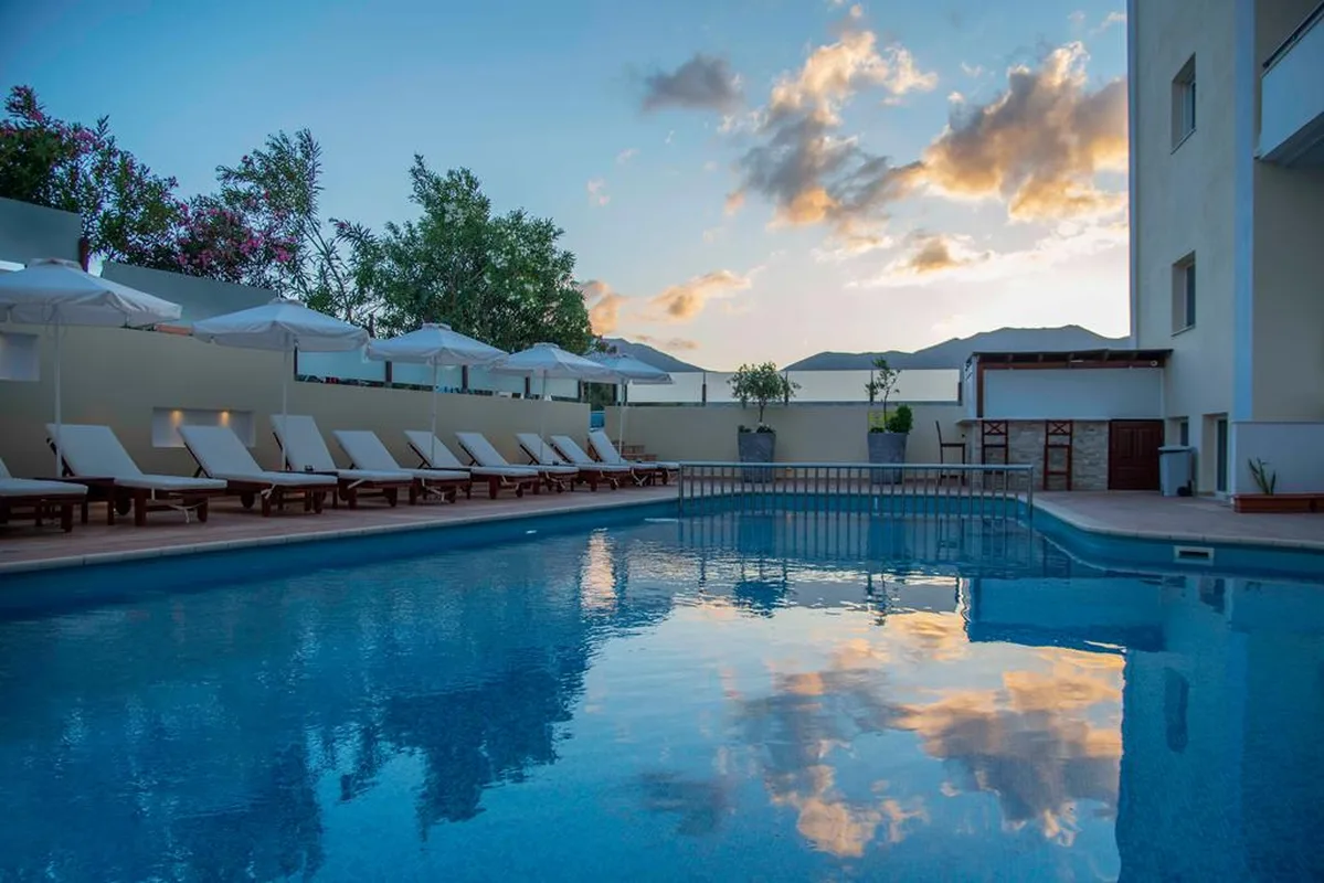 Astron Princess Hotel — hoofdfoto