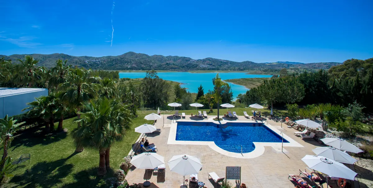 Hotel B BOU La Vinuela & SPA — hoofdfoto