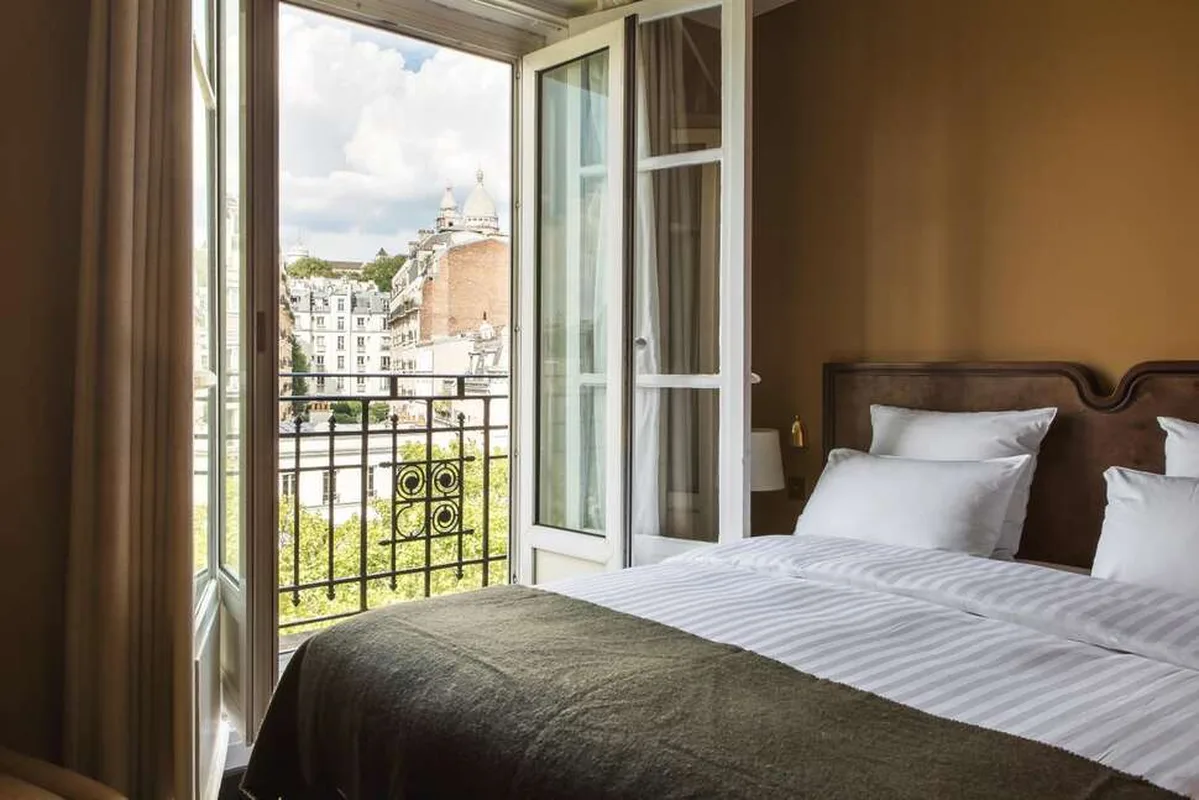 Hotel Rochechouart — hoofdfoto