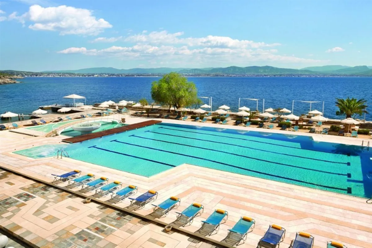 Ramada Loutraki Poseidon Resort — hoofdfoto