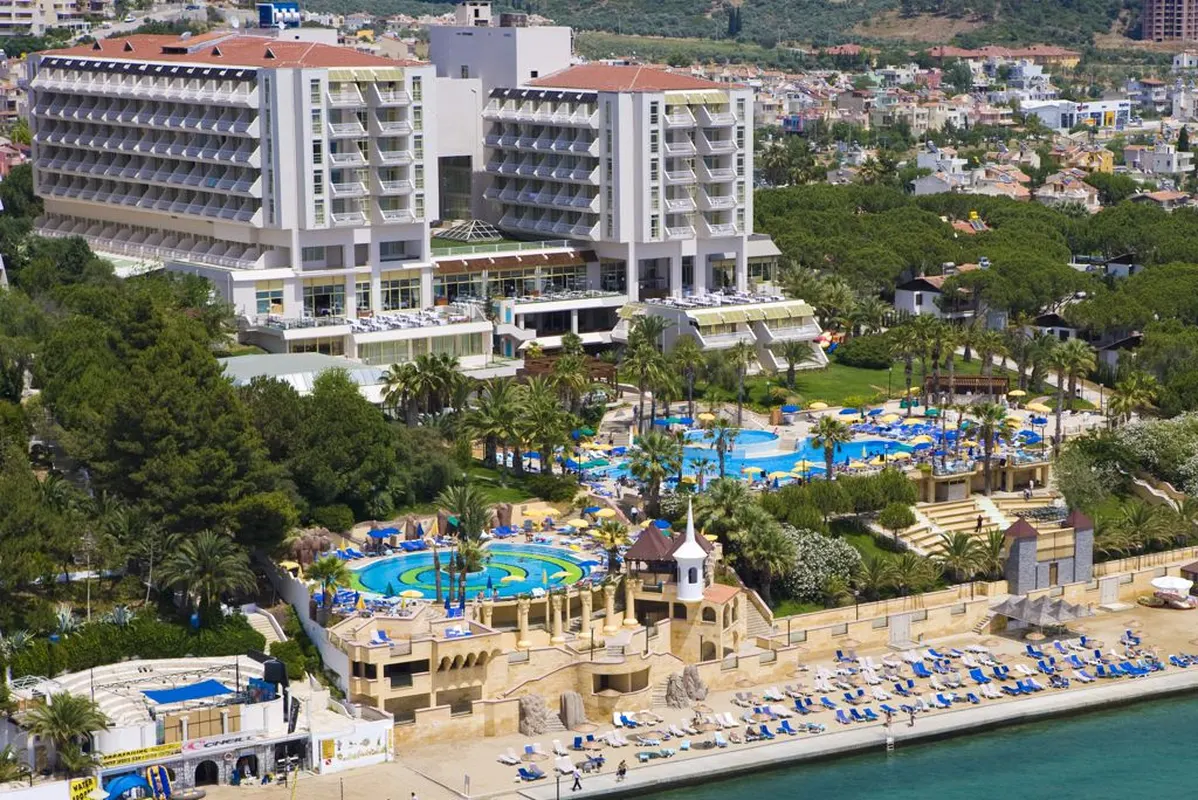 Fantasia de Luxe Kusadasi — hoofdfoto