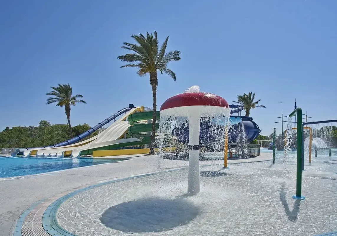 Blue Bay Resort — hoofdfoto