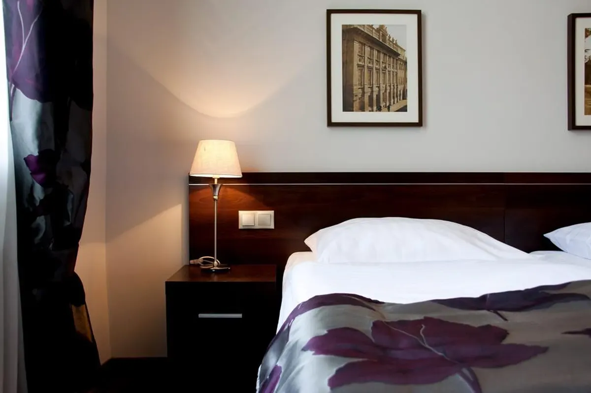 Rezydent — hoofdfoto