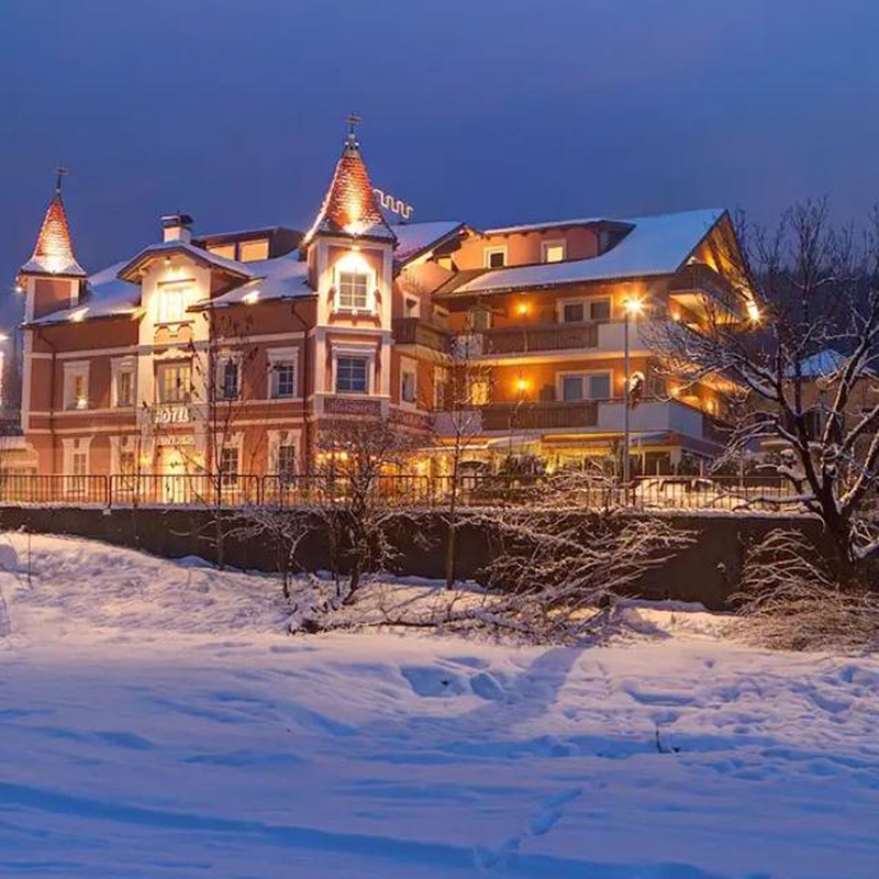 Hotel Blitzburg — hoofdfoto