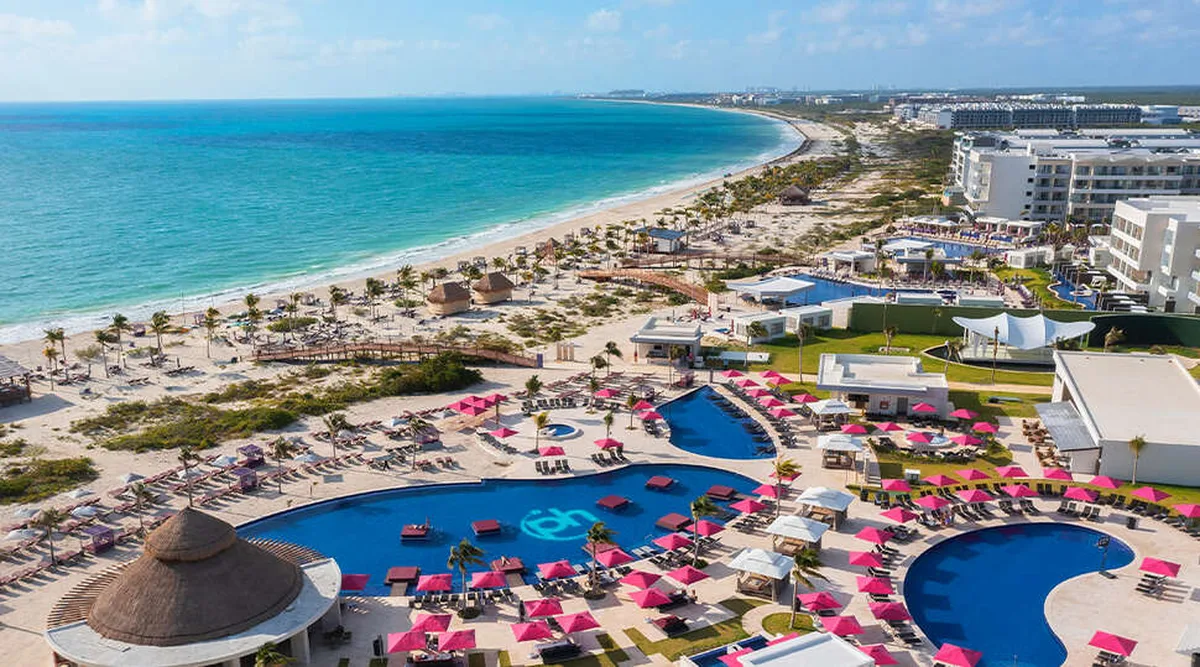 Planet Hollywood Beach Resort Cancun — hoofdfoto
