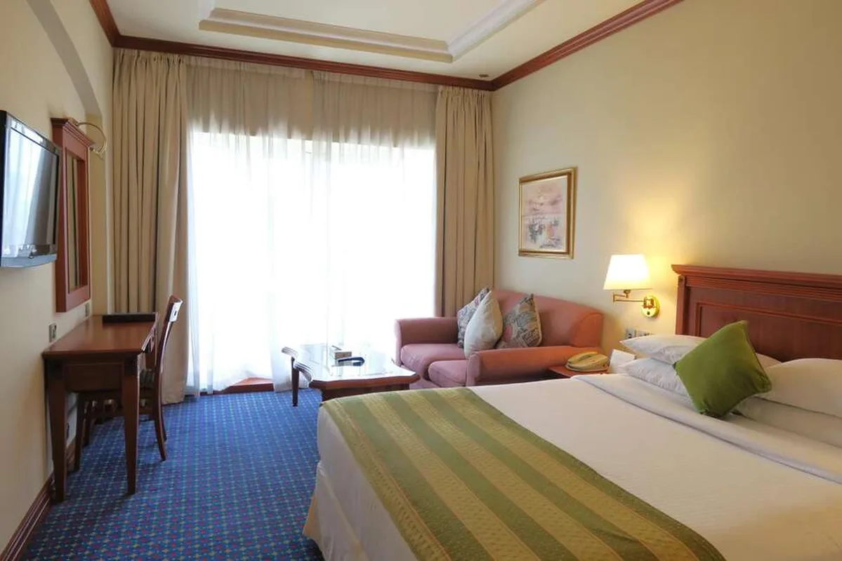 Hotel Riviera — hoofdfoto