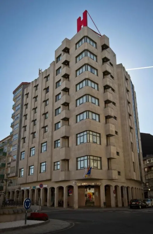 Aparthotel Arenteiro — hoofdfoto
