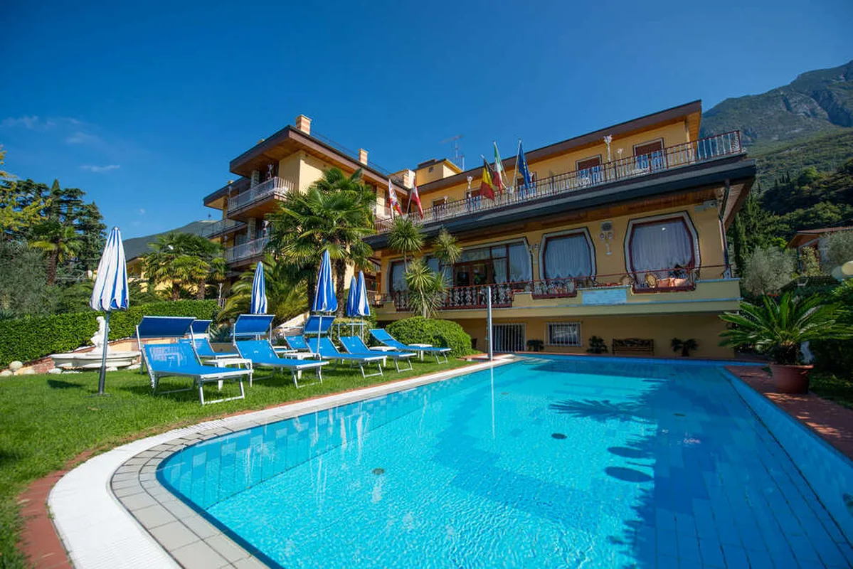 Hotel Cristallo Malcesine — hoofdfoto