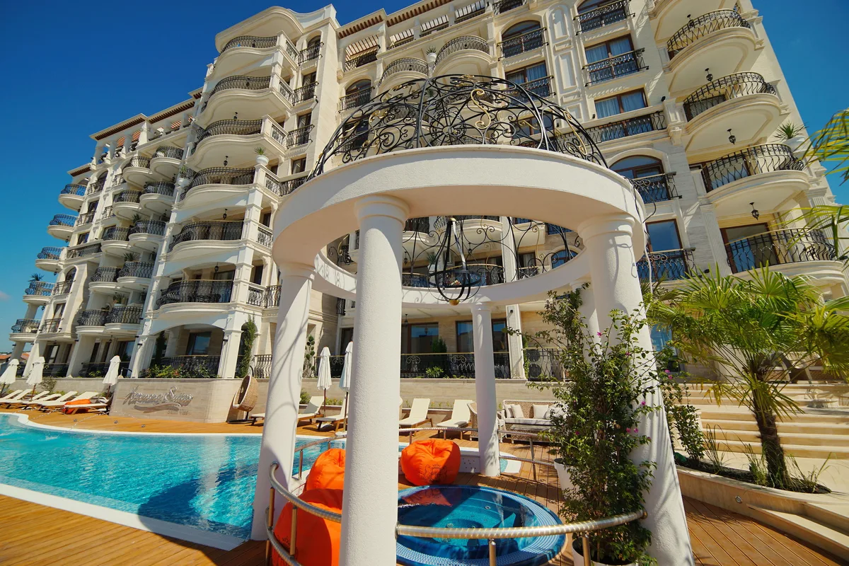 Harmony Suites 10 — hoofdfoto