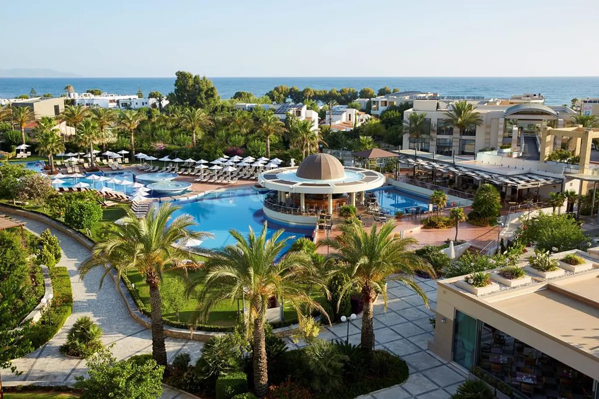 Minoa Palace Beach Resort — hoofdfoto